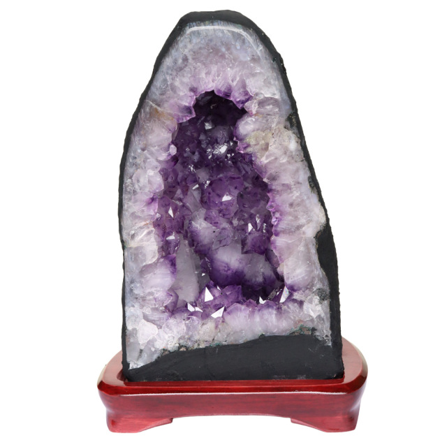 アメジスト 2月の誕生石としても著名な紫水晶