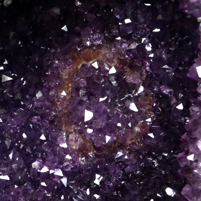 アメジスト ドーム 約8.12kg AAA 紫水晶 ジオード カペーラ 晶洞 天然石 ブラジル産 1点物 台座付き Amethyst Dome