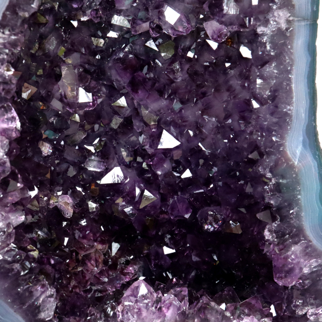 アメジスト ドーム 約4.28kg AAA 紫水晶 ジオード カペーラ 晶洞 天然石 ブラジル産 1点物 台座付き Amethyst Dome