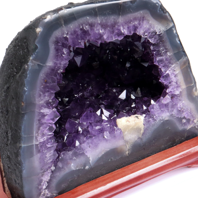 アメジスト ドーム AAA 紫水晶 ジオード カペーラ 晶洞 天然石 ブラジル産 1点物 玄関 風水 パワーストーン 台座付き