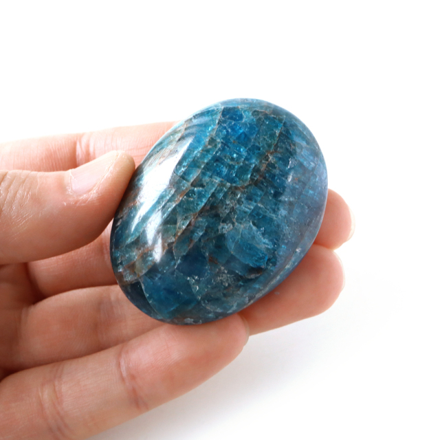 ブルーアパタイト マダガスカル産 原石 握り石 タンブル お守り ツーソン展示会商品 天然石 パワーストーン スピリチュアル 浄化