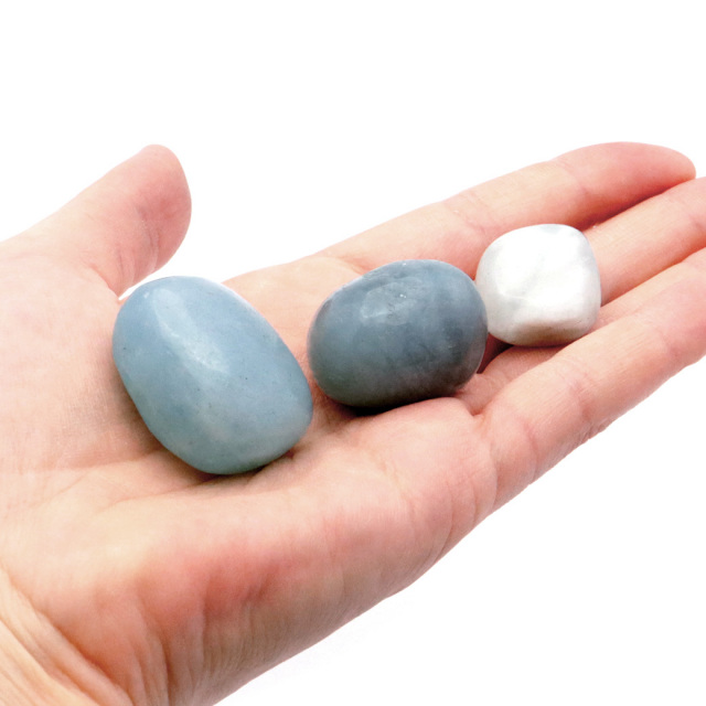 アクアマリン タンブル 150g 緑柱石 Aquamarine 天然石 パワーストーン 浄化 グッズ 3月 誕生石