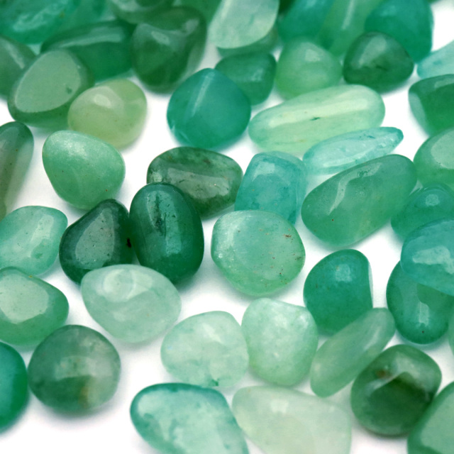 グリーン アベンチュリン 中粒 さざれ石 100g インド翡翠 天然石 パワーストーン 浄化グッズ 5月 誕生石 母の日