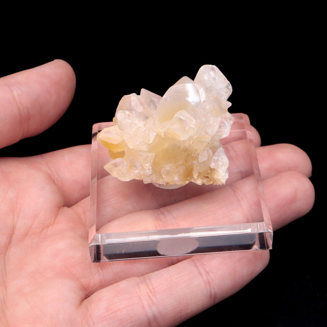 イエロー カルサイト クラスター 雲南省 30g 1点もの 天然石 原石 パワーストーン 浄化グッズ 癒し ヒーリング