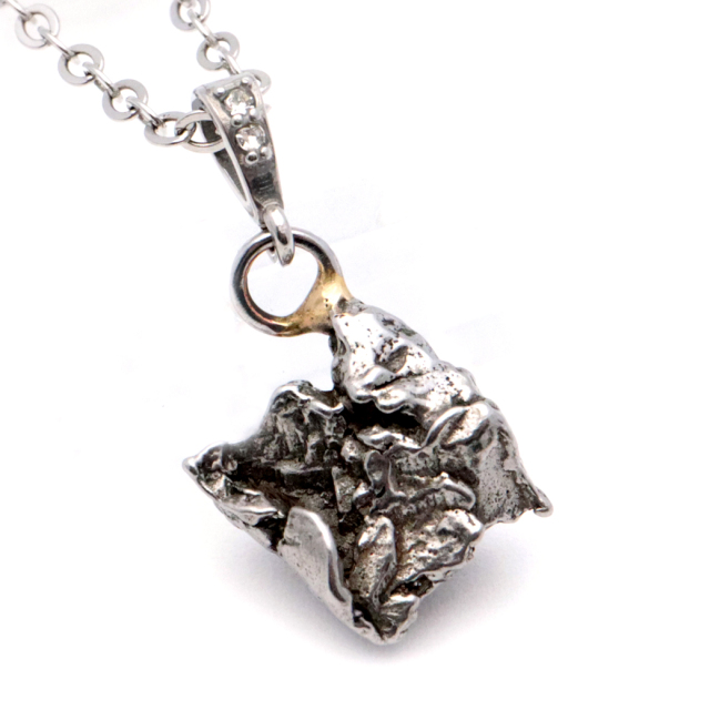 カンポ・デル・シエロ 隕石 ペンダント メテオライト ネックレス 1点もの アルゼンチン産 鉄隕石 Campo del Cielo