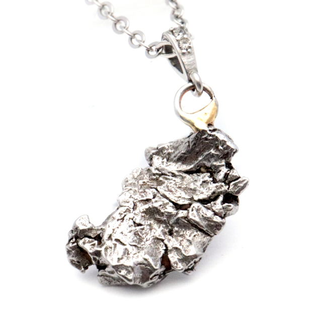 カンポ・デル・シエロ 隕石 ペンダント メテオライト ネックレス 1点もの アルゼンチン産 鉄隕石 Campo del Cielo