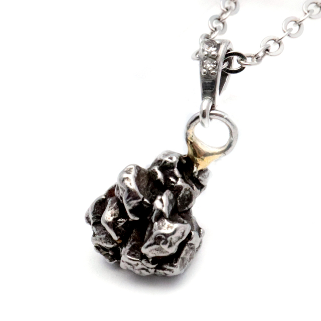 カンポ・デル・シエロ 隕石 ペンダント メテオライト ネックレス 1点もの アルゼンチン産 鉄隕石 Campo del Cielo