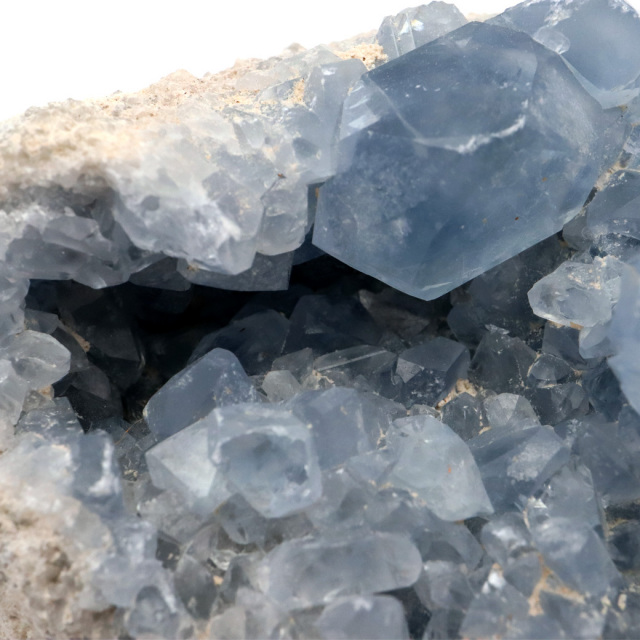 セレスタイト 原石 クラスター マダガスカル産 天青石 パワーストーン 天然石 1点もの 天の石 Celestite