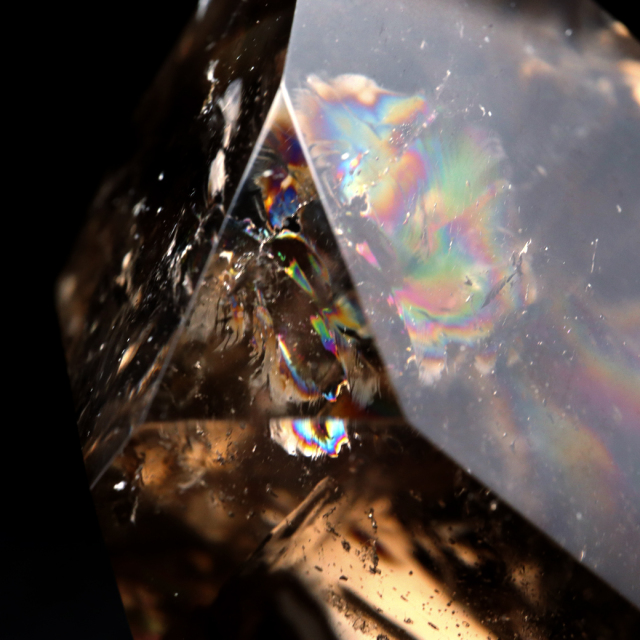 非加熱　シトリン　置物　天然石　アイリスいっぱい　虹 citpoint333-6401.jpg