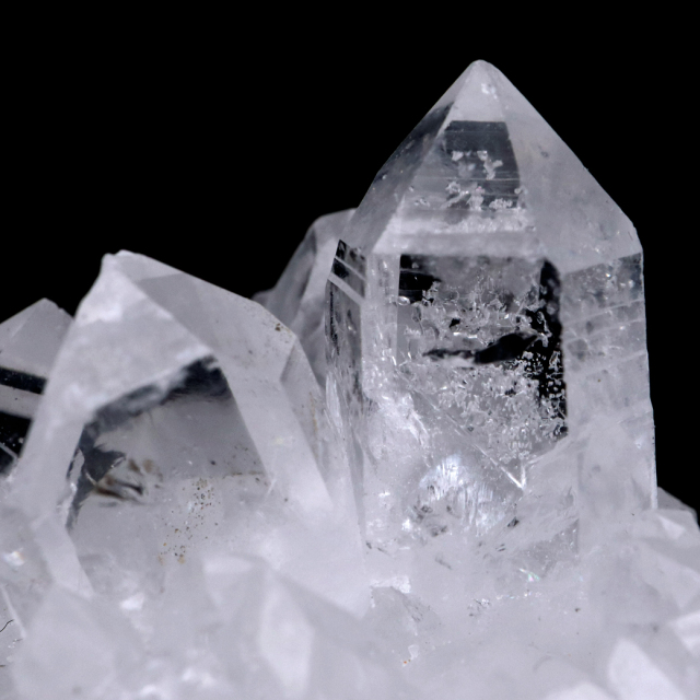 天然 水晶 クラスター 中国 貴州省産 原石 天然石 1点物 パワーストーン