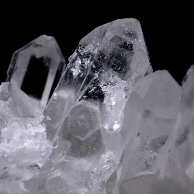 天然 水晶 クラスター 中国 貴州省産 原石 天然石 1点物 パワーストーン