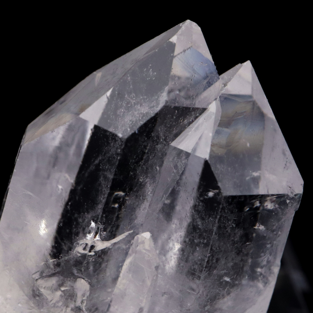 天然 水晶 クラスター 台付き ブラジル トマスゴンサガ産 原石 天然石 1点物 パワーストーン