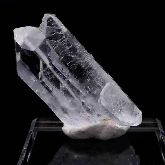 天然 水晶 クラスター 台付き ブラジル トマスゴンサガ産 原石 天然石 1点物 パワーストーン