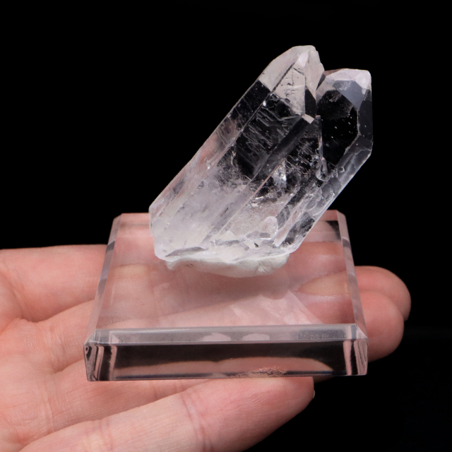 天然 水晶 クラスター 台付き ブラジル トマスゴンサガ産 原石 天然石 1点物 パワーストーン