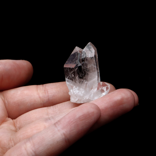 天然 水晶 クラスター ブラジル トマスゴンサガ産 原石 天然石 1点物 パワーストーン