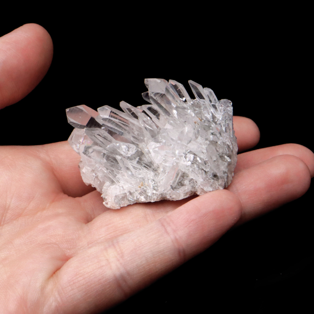 【超高品質】  透明度抜群 水晶クラスター 四川省産 天然石 浄化 大きめ 特大 天然 水晶 クラスター 47g 四川省産 原石 天然石 1点物