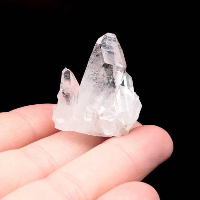 天然 水晶 クラスター ブラジル ゼッカ産 透明感が美しい ゼッカクォーツ 原石 天然石 1点物 パワーストーン ミニサイズ