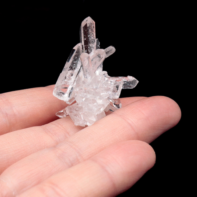 天然 水晶 クラスター ブラジル ゼッカ産 透明感が美しい ゼッカクォーツ 原石 天然石 1点物 パワーストーン ミニサイズ