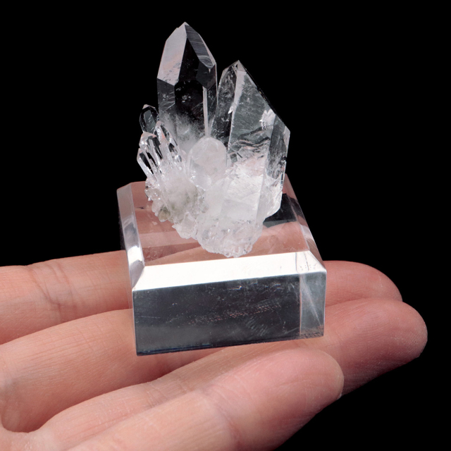 天然 水晶 クラスター ブラジル ゼッカ産 透明感が美しい ゼッカクォーツ 原石 天然石 1点物 パワーストーン ミニサイズ