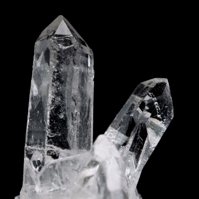 天然 水晶 クラスター ブラジル ゼッカ産 透明感が美しい ゼッカクォーツ 原石 天然石 1点物 パワーストーン ミニサイズ