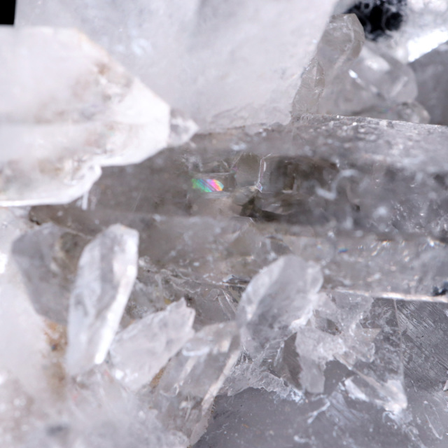 天然 水晶 クラスター 114g ブラジル ゼッカ産 透明感が美しい ゼッカクォーツ 原石 天然石 1点物 パワーストーン クリスタル