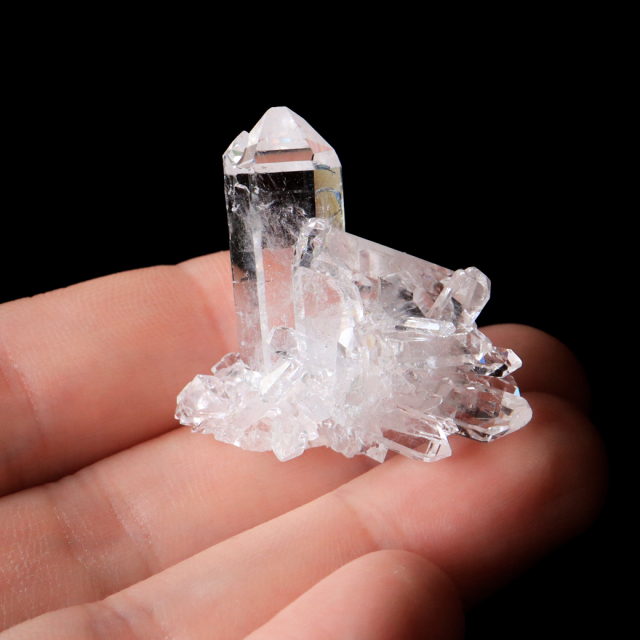 天然 水晶 クラスター ミニ ブラジル ゼッカ産 透明感が美しい ゼッカクォーツ 原石 天然石 1点物 パワーストーン クリスタル