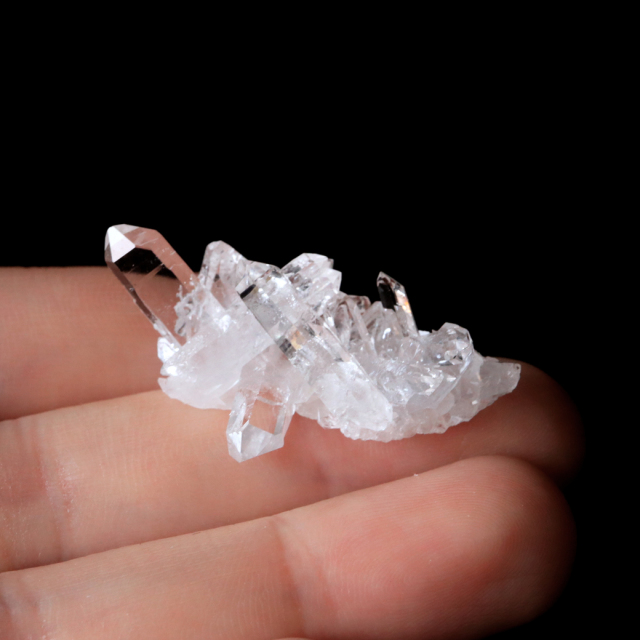 天然 水晶 クラスター ミニ ブラジル ゼッカ産 透明感が美しい ゼッカクォーツ 原石 天然石 1点物 パワーストーン クリスタル