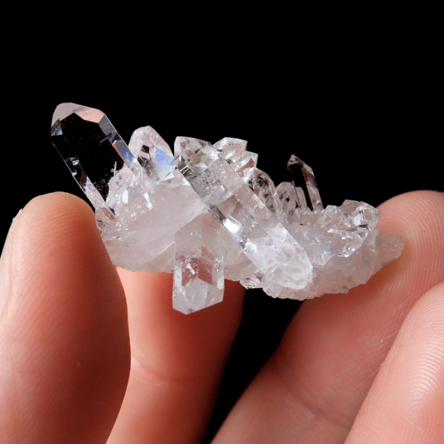 天然 水晶 クラスター ミニ ブラジル ゼッカ産 透明感が美しい ゼッカクォーツ 原石 天然石 1点物 パワーストーン クリスタル