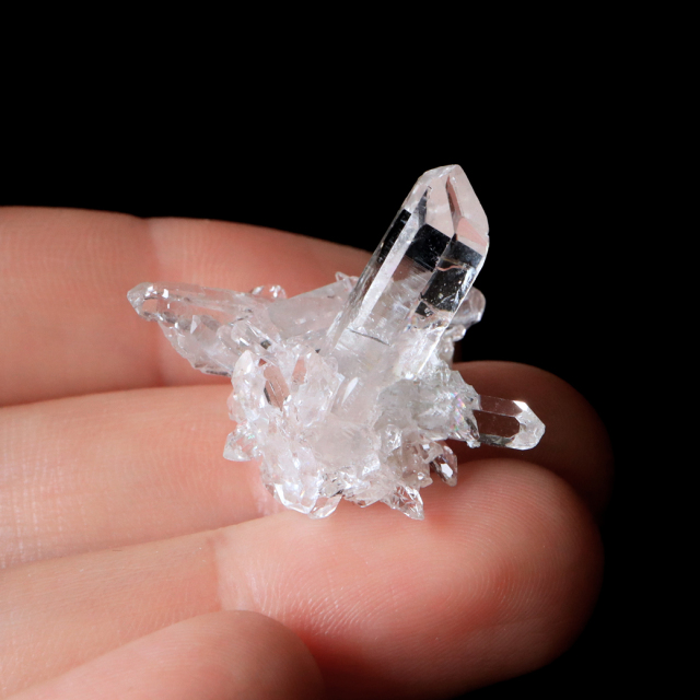天然 水晶 クラスター ミニ ブラジル ゼッカ産 透明感が美しい ゼッカクォーツ 原石 天然石 1点物 パワーストーン クリスタル