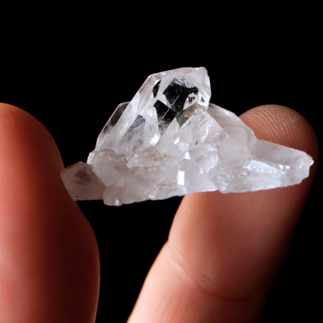 天然 水晶 クラスター ミニ ブラジル ゼッカ産 透明感が美しい ゼッカクォーツ 原石 天然石 1点物 パワーストーン クリスタル