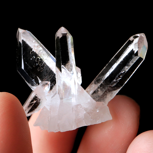 天然 水晶 クラスター ミニ ブラジル ゼッカ産 透明感が美しい ゼッカクォーツ 原石 天然石 1点物 パワーストーン クリスタル