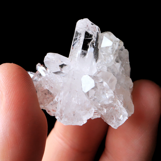 天然 水晶 クラスター ミニ ブラジル ゼッカ産 透明感が美しい ゼッカクォーツ 原石 天然石 1点物 パワーストーン クリスタル