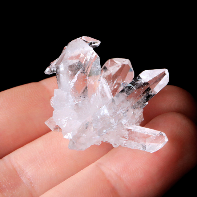 天然 水晶 クラスター ミニ ブラジル ゼッカ産 透明感が美しい ゼッカクォーツ 原石 天然石 1点物 パワーストーン クリスタル