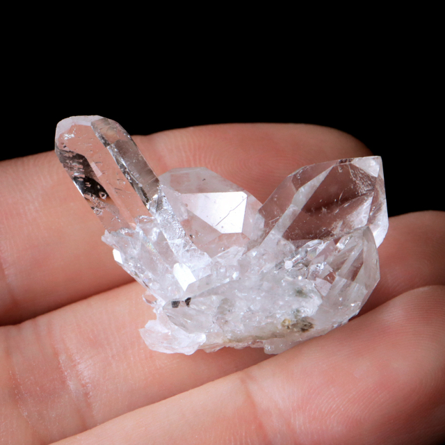 天然 水晶 クラスター ミニ ブラジル ゼッカ産 透明感が美しい ゼッカクォーツ 原石 天然石 1点物 パワーストーン クリスタル