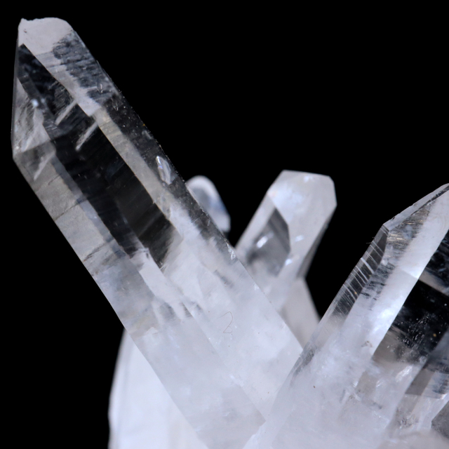 天然 水晶 クラスター 四川省産 原石 天然石 1点物 パワーストーン クリスタル 浄化 空間 自然石 結晶 鉱物 ポイント ヒーリング crystal
