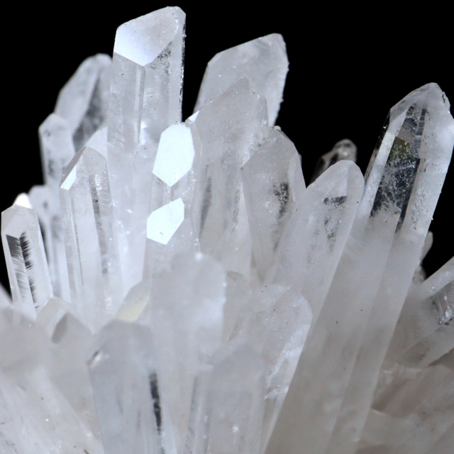 天然 水晶 クラスター 四川省産 原石 天然石 1点物 パワーストーン クリスタル 浄化 空間 自然石 結晶 鉱物 ポイント ヒーリング crystal