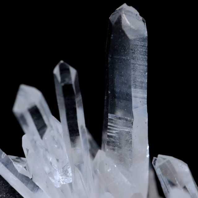 天然 水晶 クラスター 四川省産 原石 天然石 1点物 パワーストーン クリスタル 浄化 空間 自然石 結晶 鉱物 ポイント ヒーリング crystal