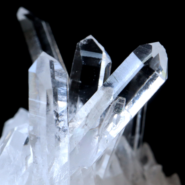 天然 水晶 クラスター 四川省産 原石 天然石 1点物 パワーストーン クリスタル 浄化 空間 自然石 結晶 鉱物 ポイント ヒーリング crystal