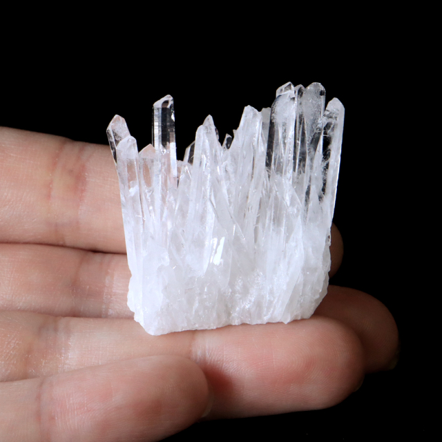天然 水晶 クラスター 四川省産 原石 天然石 1点物 パワーストーン クリスタル 浄化 空間 自然石 結晶 鉱物 ポイント ヒーリング crystal