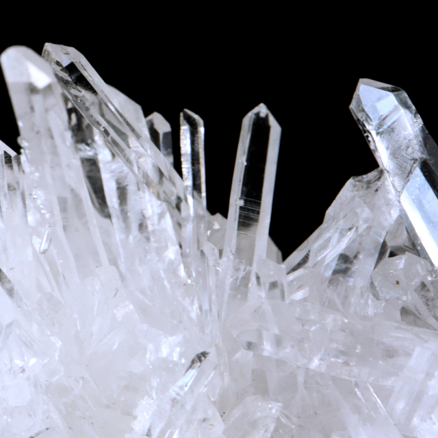 天然 水晶 クラスター 四川省産 原石 天然石 1点物 パワーストーン クリスタル 浄化 空間 自然石 結晶 鉱物 ポイント ヒーリング crystal