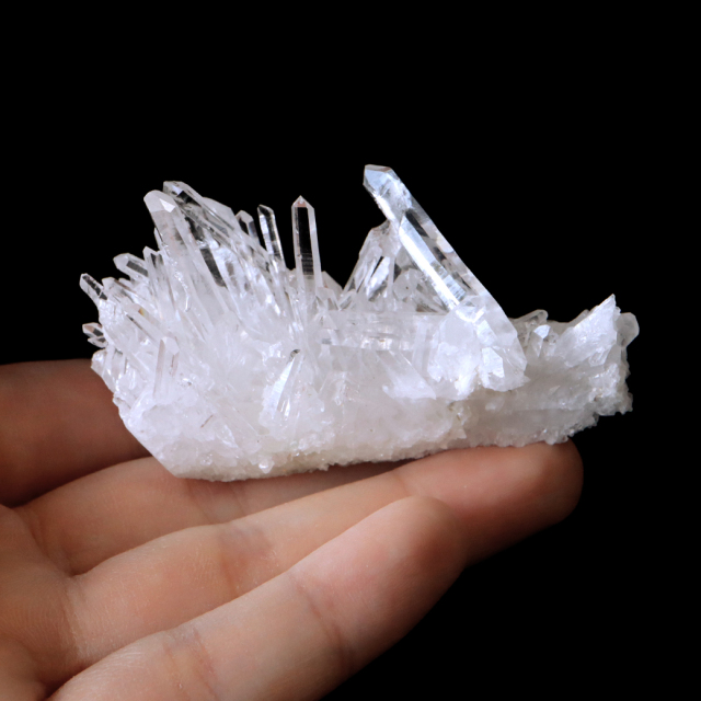 天然 水晶 クラスター 四川省産 原石 天然石 1点物 パワーストーン クリスタル 浄化 空間 自然石 結晶 鉱物 ポイント ヒーリング crystal