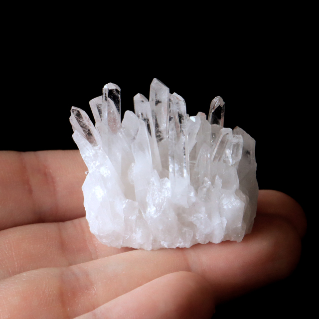 天然 水晶 クラスター 四川省産 原石 天然石 1点物 パワーストーン クリスタル 浄化 空間 自然石 結晶 鉱物 ポイント ヒーリング crystal