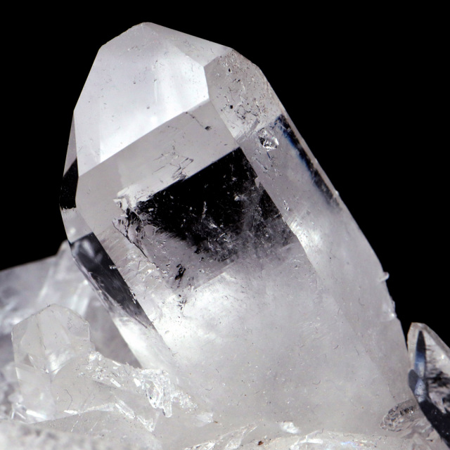 天然 水晶 クラスター 228g ブラジル ゼッカ産 透明感が美しい ゼッカクォーツ 原石 天然石 1点物