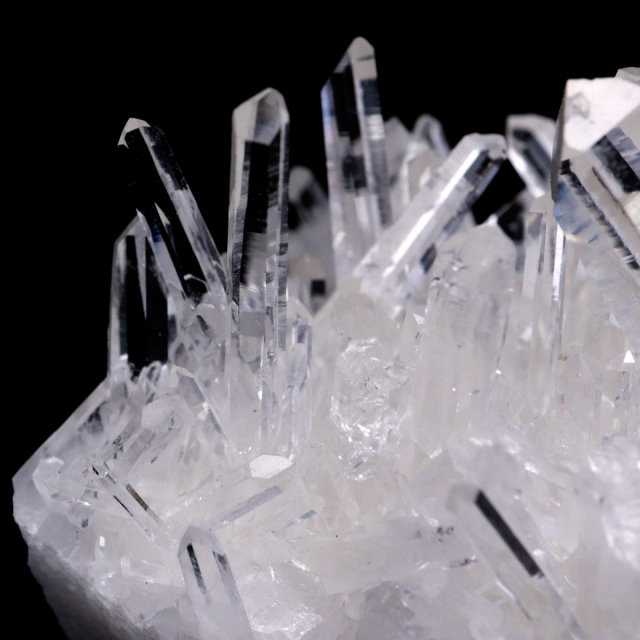天然 水晶 クラスター 四川省産 原石 天然石 1点物 パワーストーン クリスタル 浄化 空間 自然石 結晶 鉱物 ポイント ヒーリング crystal