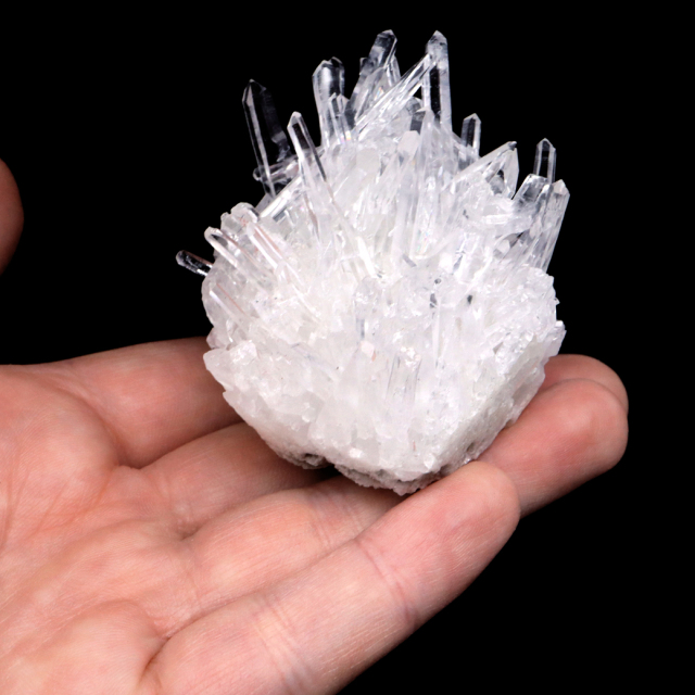 天然 水晶 クラスター 四川省産 原石 天然石 1点物 パワーストーン クリスタル 浄化 空間 自然石 結晶 鉱物 ポイント ヒーリング crystal