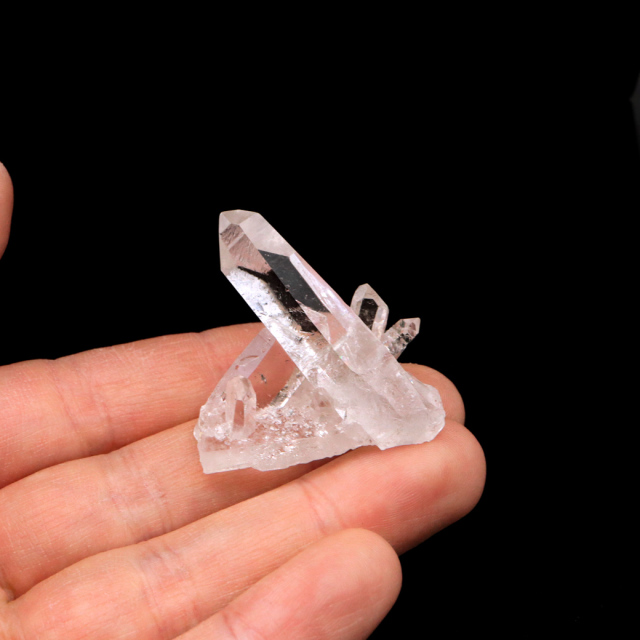 天然 水晶 クラスター ミニ ブラジル ゼッカ産 透明感が美しい ゼッカクォーツ 原石 天然石 1点物 パワーストーン クリスタル 結晶 浄化