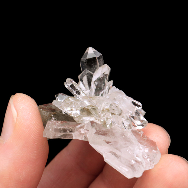 天然 水晶 クラスター ミニ ブラジル ゼッカ産 透明感が美しい ゼッカクォーツ 原石 天然石 1点物 パワーストーン クリスタル 結晶 浄化