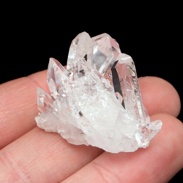 水晶 クラスター 一覧