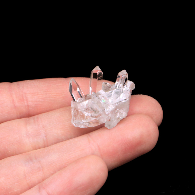 天然 水晶 クラスター ミニ ブラジル ゼッカ産 透明感が美しい ゼッカクォーツ 原石 天然石 1点物 パワーストーン クリスタル 結晶 浄化