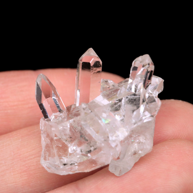 天然 水晶 クラスター ミニ ブラジル ゼッカ産 透明感が美しい ゼッカクォーツ 原石 天然石 1点物 パワーストーン クリスタル 結晶 浄化